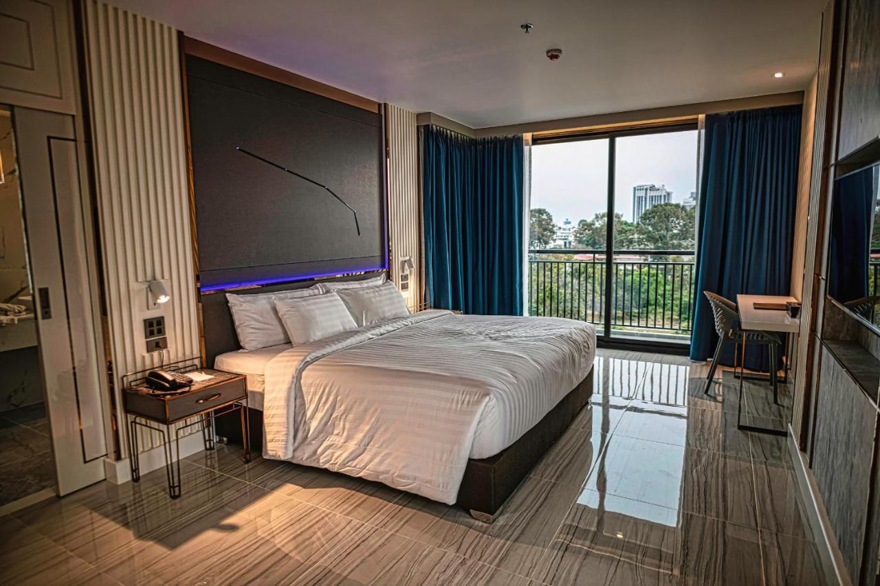 Pattaya Discovery Beach Hotel - Sha Extra Plus Ngoại thất bức ảnh