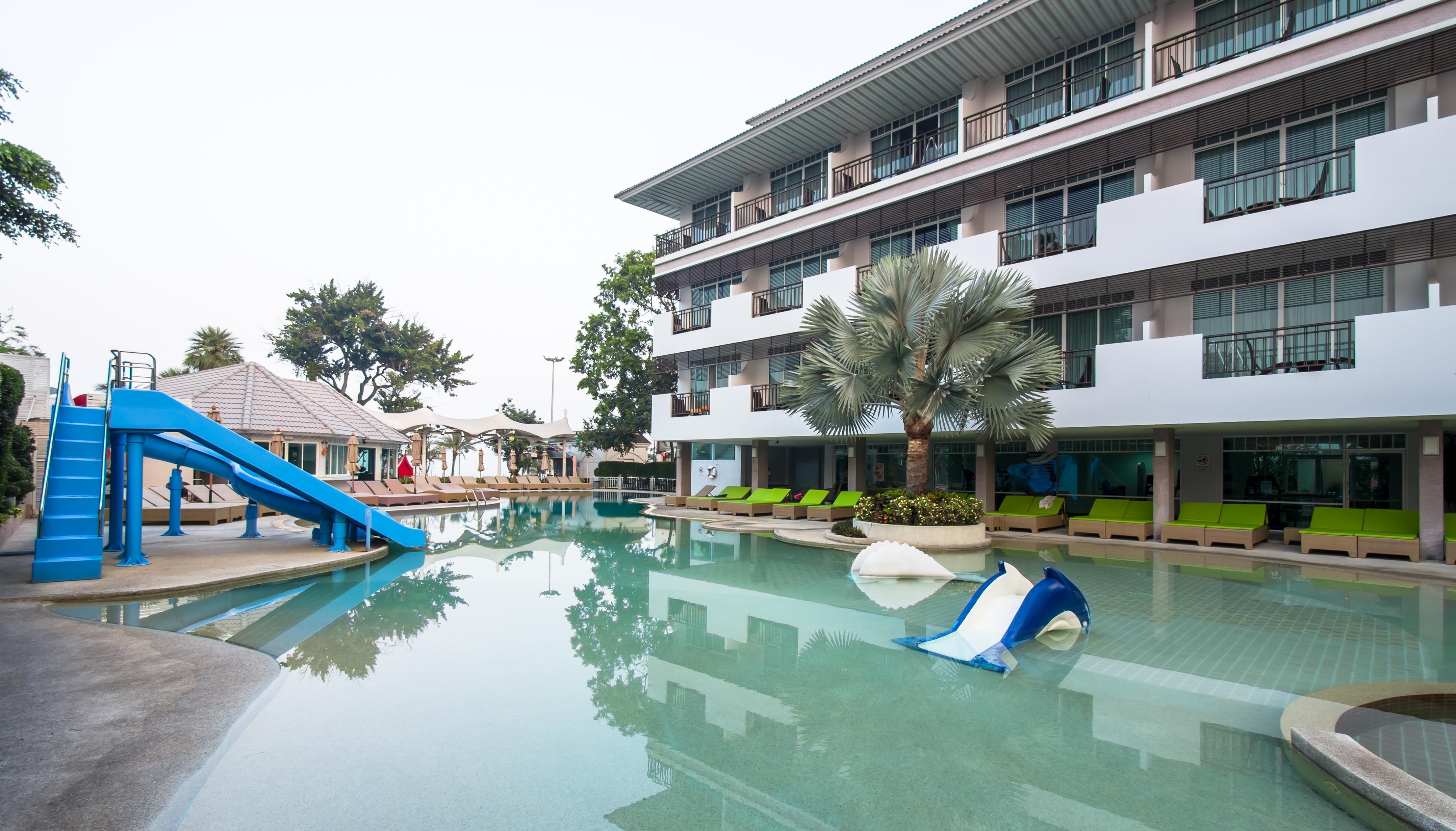 Pattaya Discovery Beach Hotel - Sha Extra Plus Ngoại thất bức ảnh