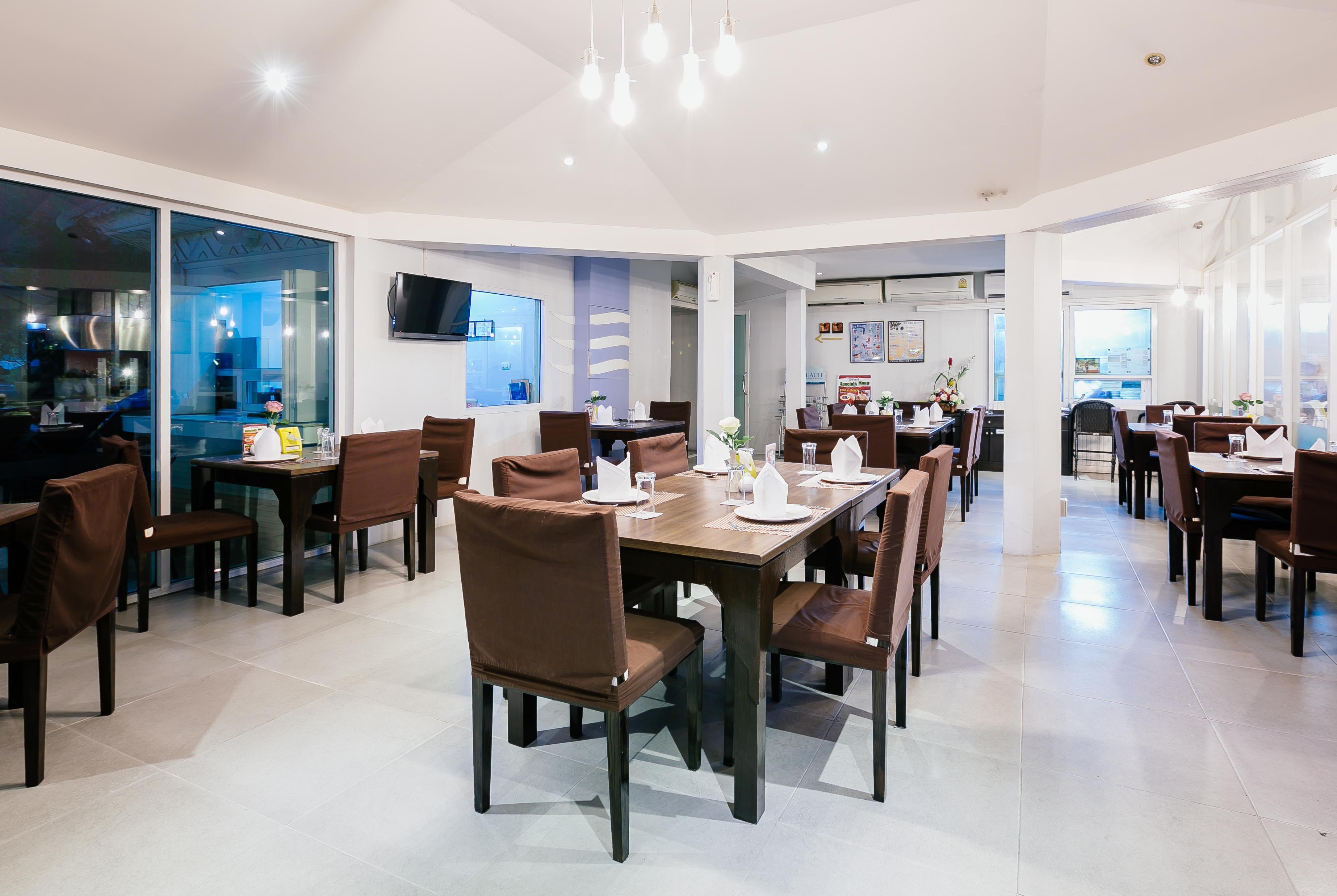 Pattaya Discovery Beach Hotel - Sha Extra Plus Ngoại thất bức ảnh