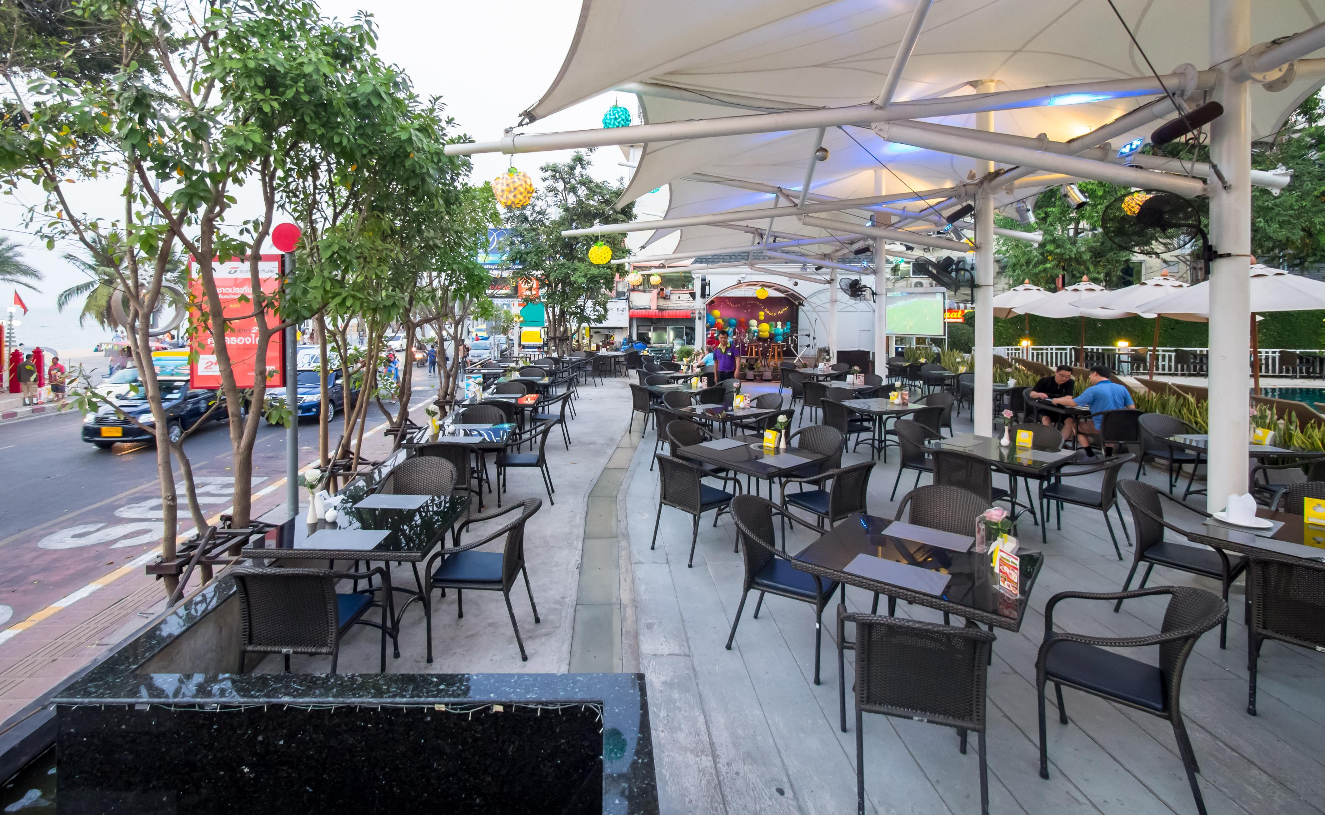 Pattaya Discovery Beach Hotel - Sha Extra Plus Ngoại thất bức ảnh