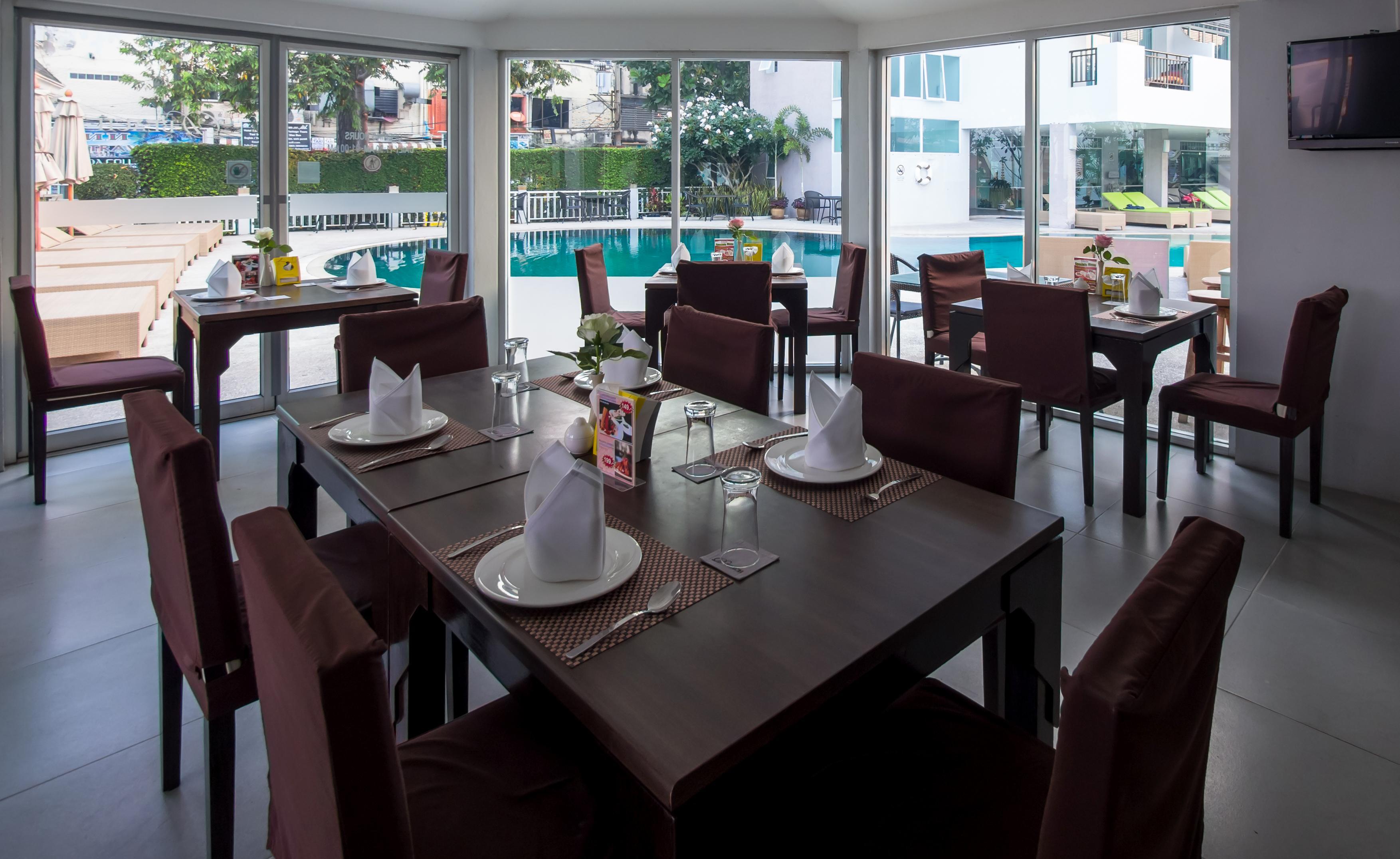 Pattaya Discovery Beach Hotel - Sha Extra Plus Ngoại thất bức ảnh
