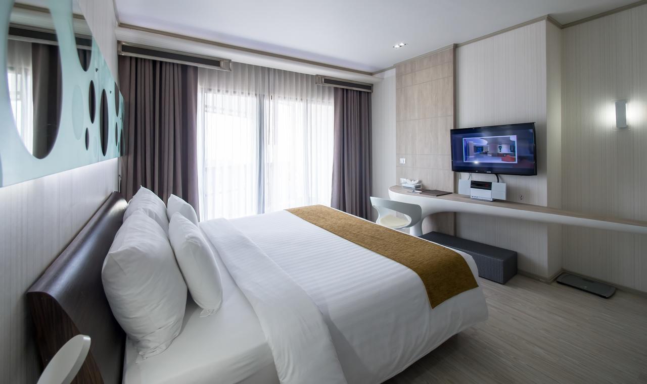 Pattaya Discovery Beach Hotel - Sha Extra Plus Ngoại thất bức ảnh